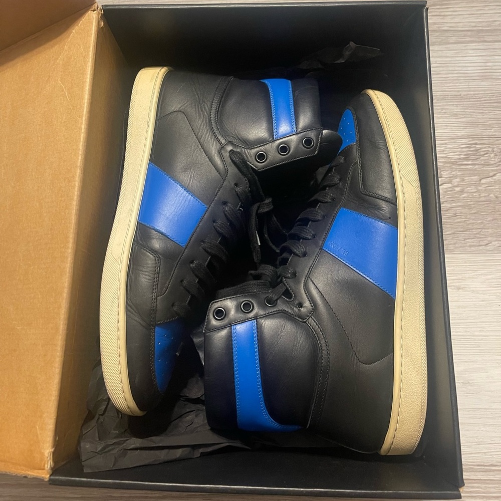 Saint Laurent court classic SL/10H